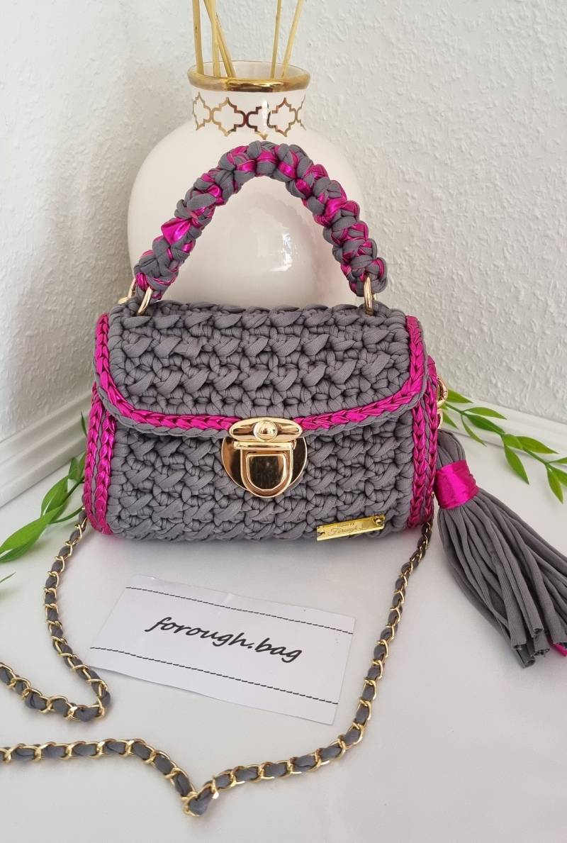 stilvolle Gehäkelte Handtasche, Schultertasche, Crossbody-Tasche, Sehr Elegant von HandmadebyForough