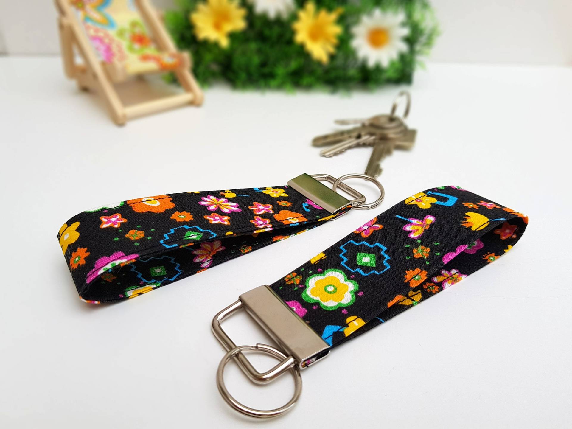 Schlüsselband Aus Stoff | Flower von HandmadebyHuegen