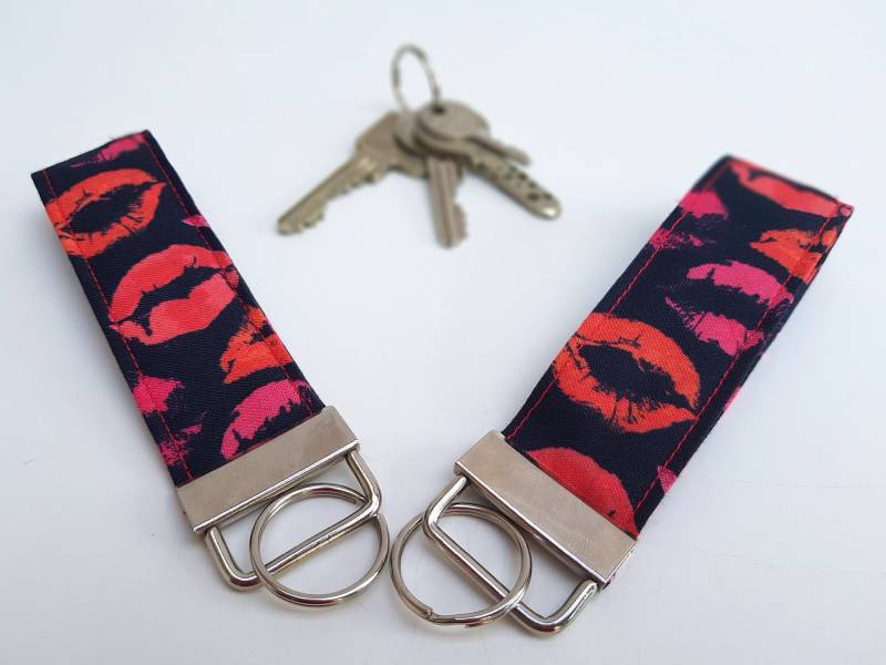 Schlüsselband Aus Stoff | Kussmund von HandmadebyHuegen