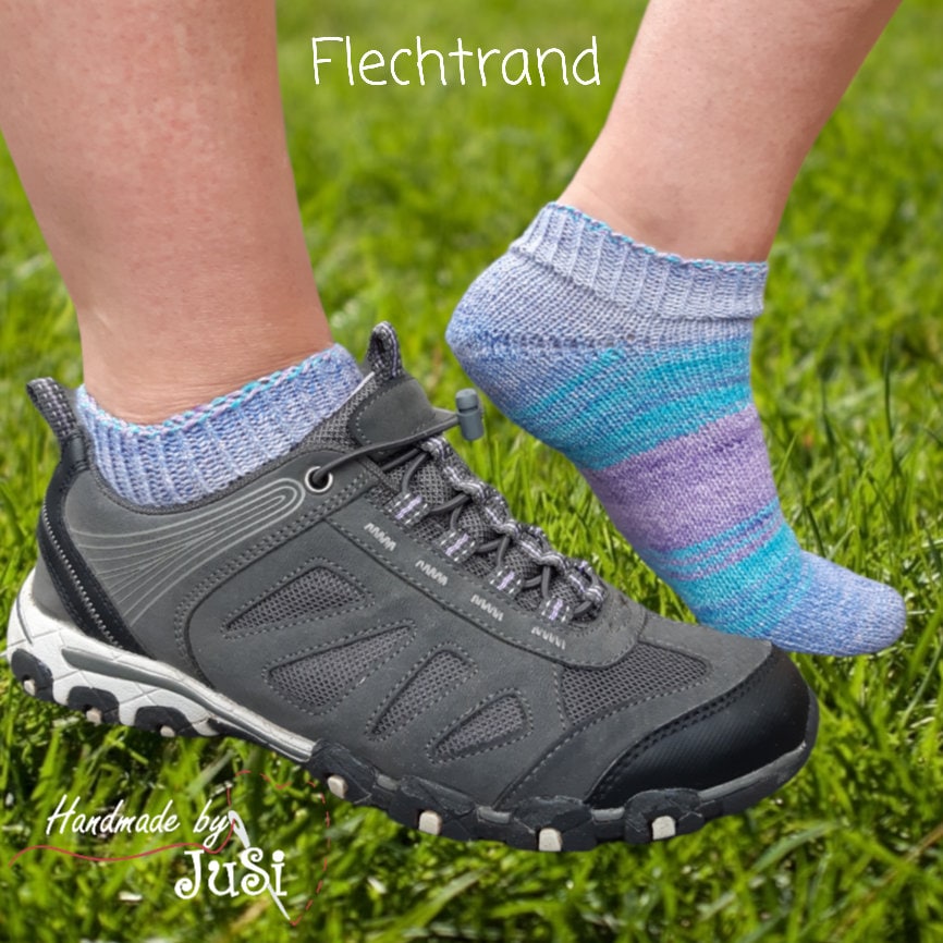 Blaue Sneaker-Socken "Heaven" Handgestrickt Gr. 36-47 Mit Baumwolle Blaue Sneaker-Socken "Heaven" Handgestrickt Gr. 36-47 Mit Baumwolle von HandmadebyJuSi