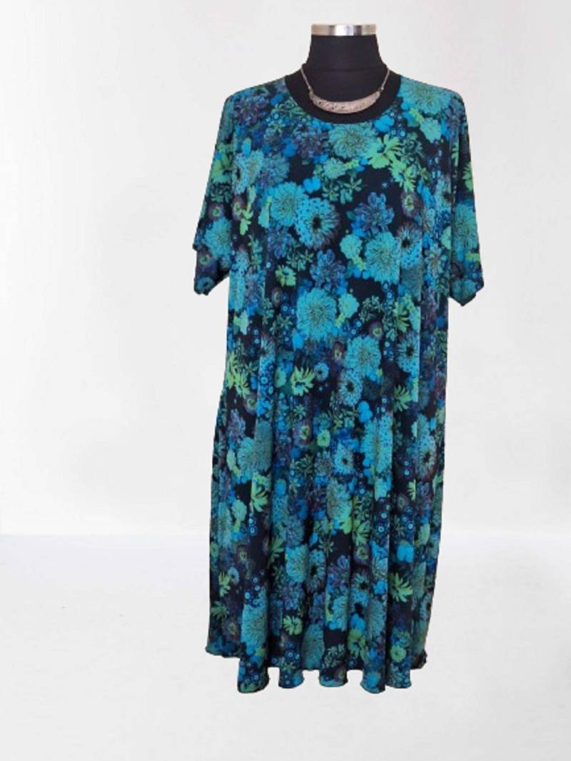 Lässiges Midikleid Für Die Ganze Saison - Größen Von 3xl Bis 4xl von HandmadebyNadya