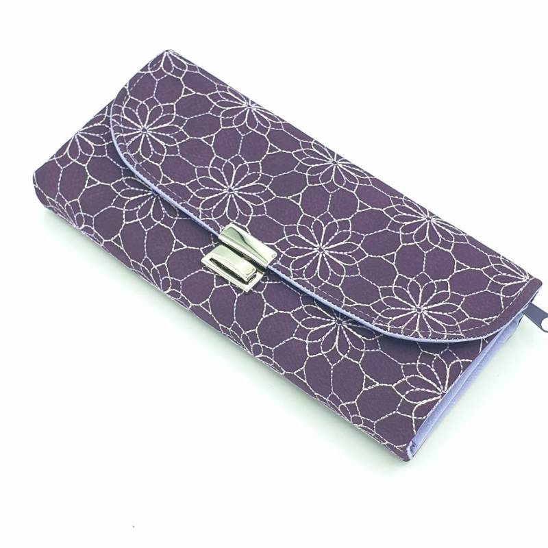 Big Genius "Purple Sewrella' von HandmadebyRoseShop