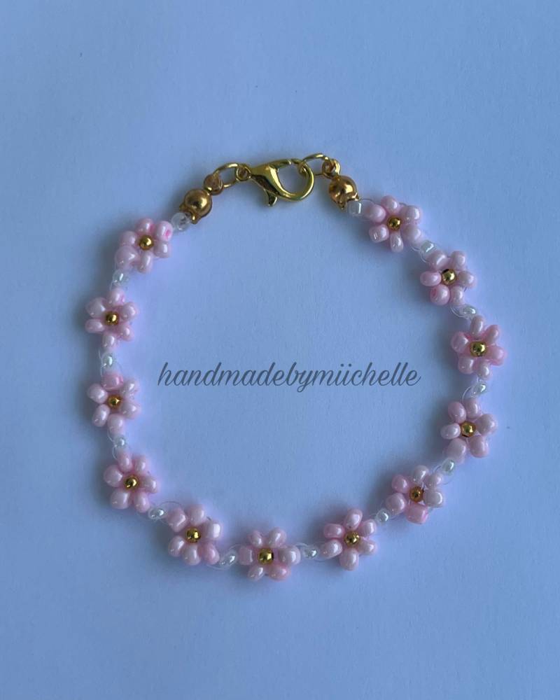 Blumenarmband Rosa Blumenarmband Rosa von Handmadebymiichelle