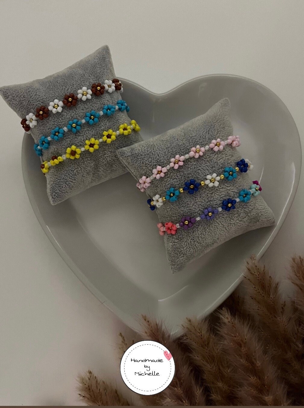 Handgemachtes Blumenarmband Handgemachtes Blumenarmband von Handmadebymiichelle