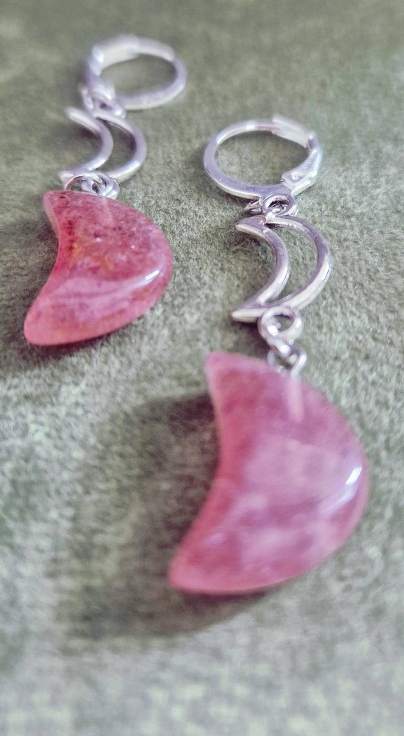 925Er Ohrringe Mit Erdbeerquarz Mond - Anhänger von Handmadebythewitch