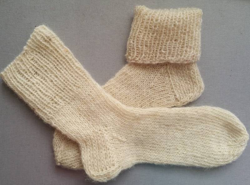 Wollsocken Naturweiß, Größe 5-7 von HandmadeitemsLV