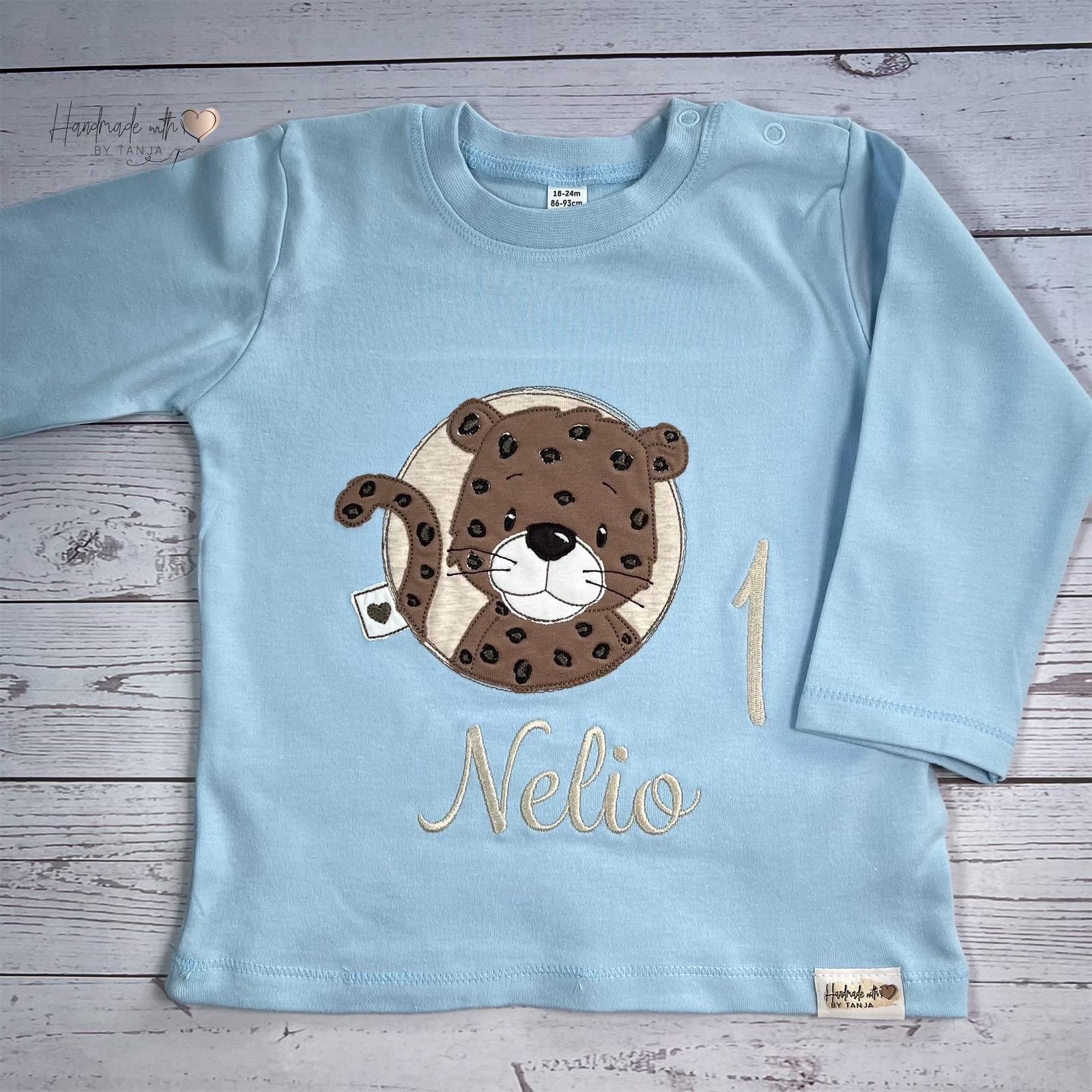 Geburtstagsshirt Mit Leopard & Namen Bestickt | Personalisiertes Shirt Zahl Namensshirt Blau Kindergeburtstag von HandmadelovebyTanja