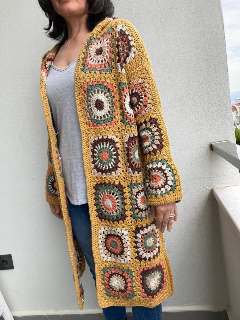 Damenjacke Mit Kapuze von Handmadeshopyasemin