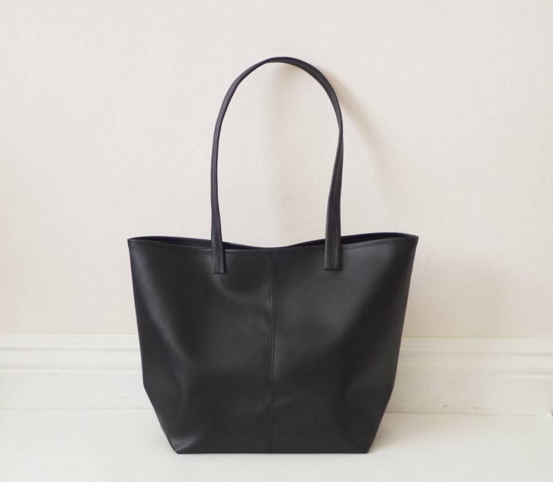 Kleine Henkeltasche Aus Leder Kleine Henkeltasche Aus Leder von Handmadeso
