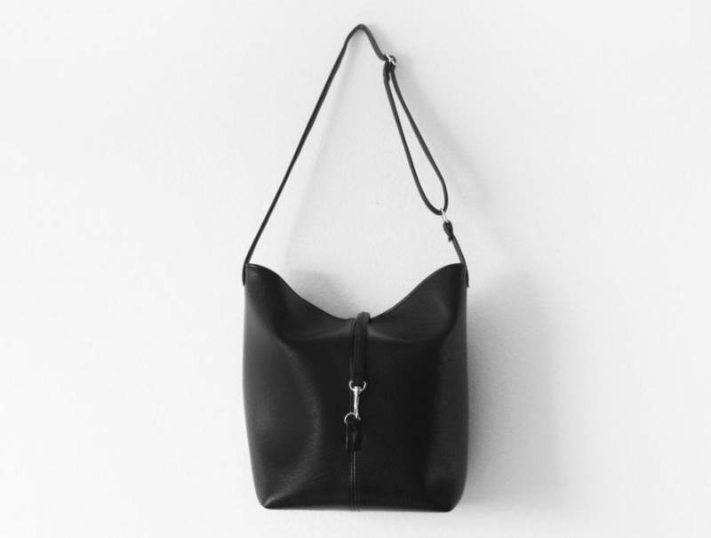 Schwarze Vegan Leder Eimer Tasche Schwarze Vegan Leder Eimer Tasche von Handmadeso