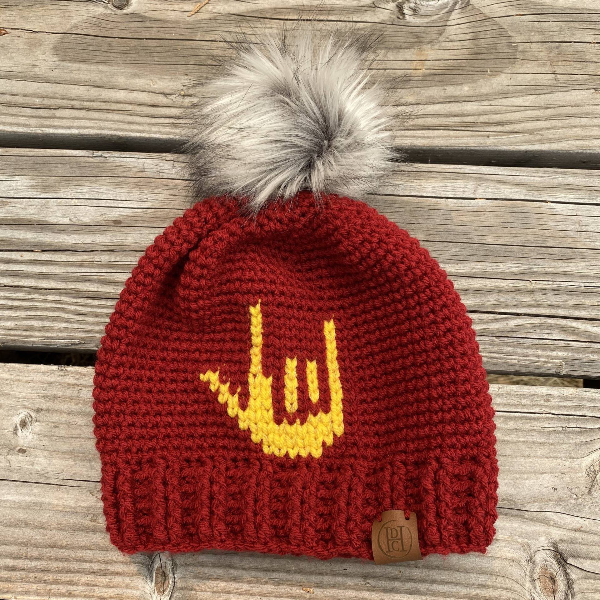 Liebessprache Beanie Liebessprache Beanie von HandsDownCreations
