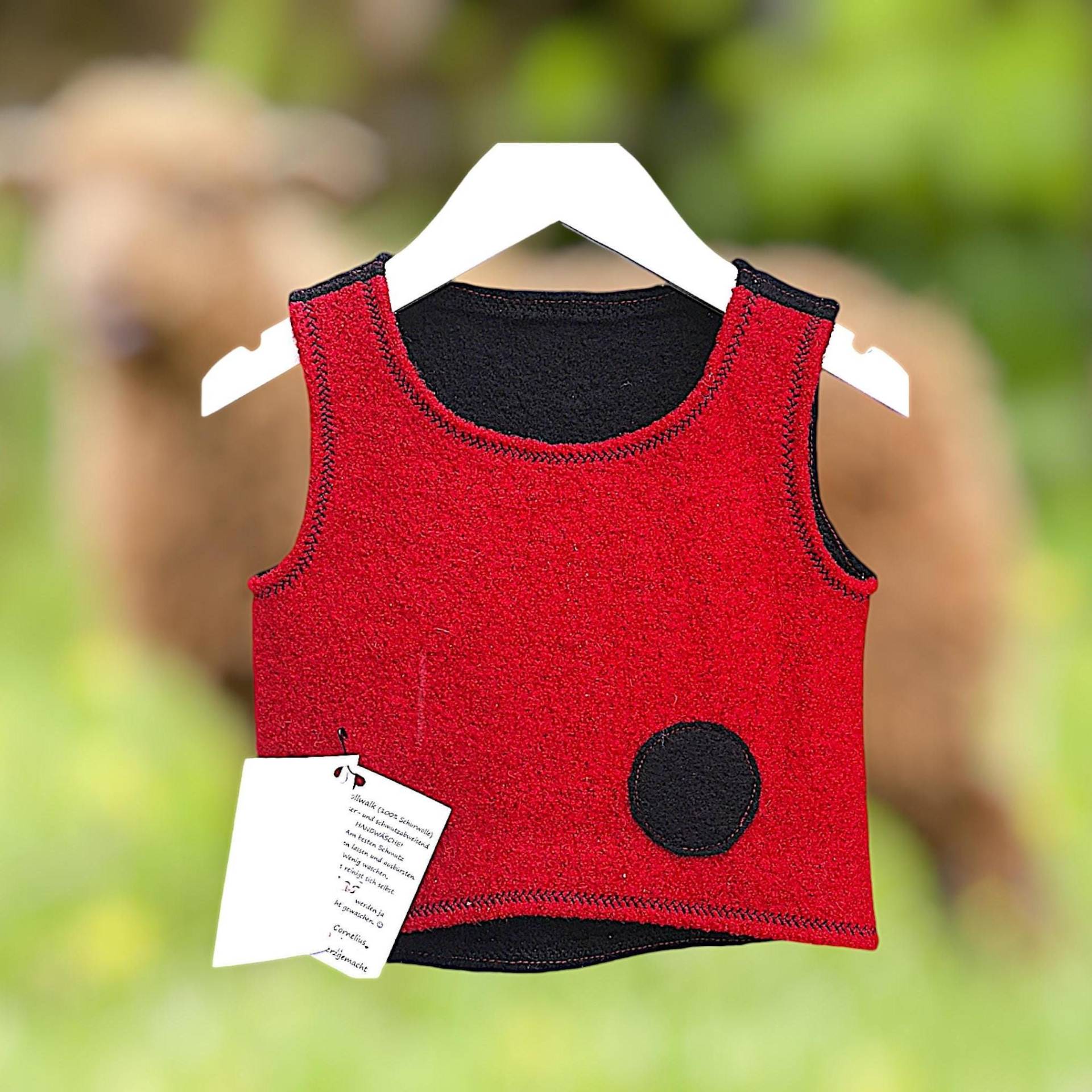 Wollwalk-Pullunder Kinder 80 Rot-Schwarz Schlupfweste Aus 100% Wolle, Atmungsaktiv, Wärmereguliernd Kinderkleidung Handmade Unikat Wollwalk-Pullunder Kinder 80 Rot-Schwarz Schlupfweste Aus 100% Wolle, Atmungsaktiv, Wärmereguliernd Kinderkleidung Handmade Unikat von Handundherzgemachtes
