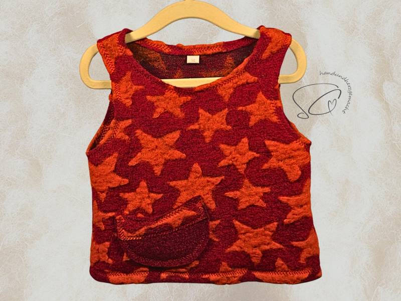 Wollwalk-Pullunder Kinder 92 Wollweste in Rot-Orange Mit Sternen Atmungsaktiv, Wärmeregulierend Kinderkleidung Handmade Unikat von Handundherzgemachtes