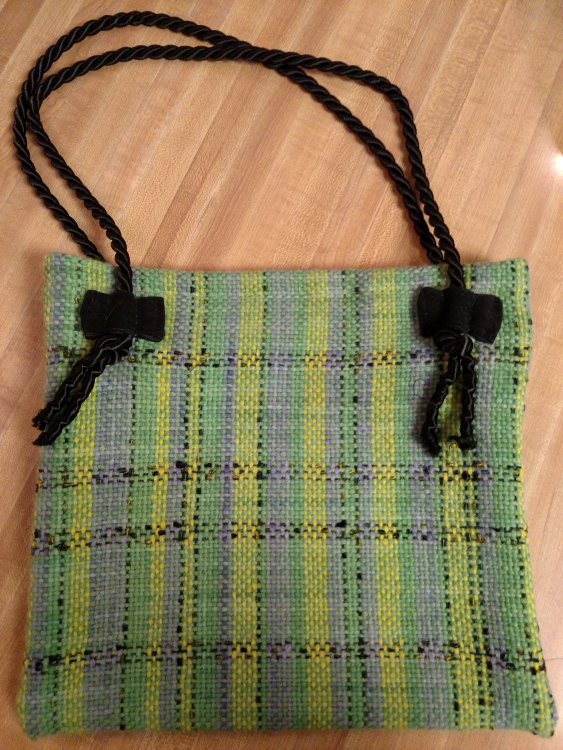 Alpaka/Merino Frühlingsgrün Handtasche - Handgewebt. #15W16 Alpaka/Merino Frühlingsgrün Handtasche - Handgewebt. #15W16 von HandwovenWonders