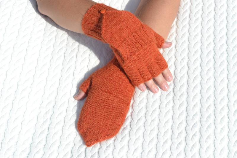 Orange Gestreifte Alpaka Handschuhe, Flip-Top Fäustlinge, Handgestrickte Orange Halbfinger Handschuhe Mit Daumenloch von HandyDuo