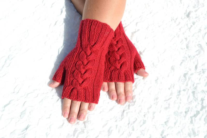 Rote Fingerlose Handschuhe, Handgestrickte Rote Wollhandschuhe, Gestrickte Handschuhe/Pulswärmer Für Frauen, Offene Fingerhandschuhe, Kleine Rote Fingerlose Handschuhe, Handgestrickte Rote Wollhandschuhe, Gestrickte Handschuhe/Pulswärmer Für Frauen, Offene Fingerhandschuhe, Kleine von HandyDuo