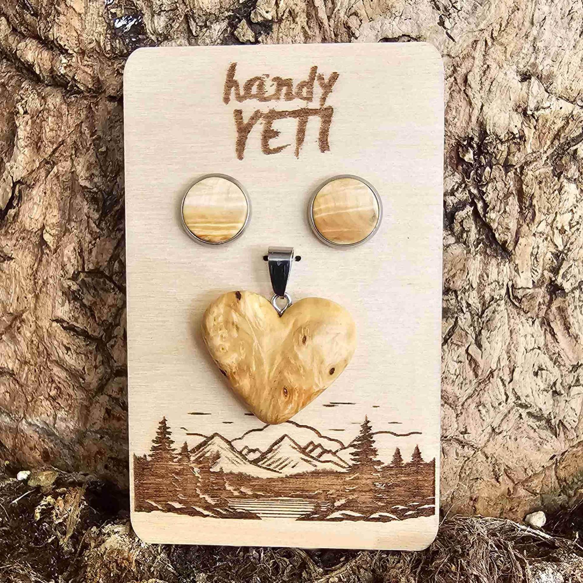 Holz Ohrringe Und Anhänger, Kastanien Wurzelholz Schmuck Set Herz Anhänger & Ohrstecker, Weihnachtsgeschenk Für Sie, Holzschmuck, Handgemachtes Holz Ohrringe Und Anhänger, Kastanien Wurzelholz Schmuck Set Herz Anhänger & Ohrstecker, Weihnachtsgeschenk Für Sie, Holzschmuck, Handgemachtes von HandyYeti