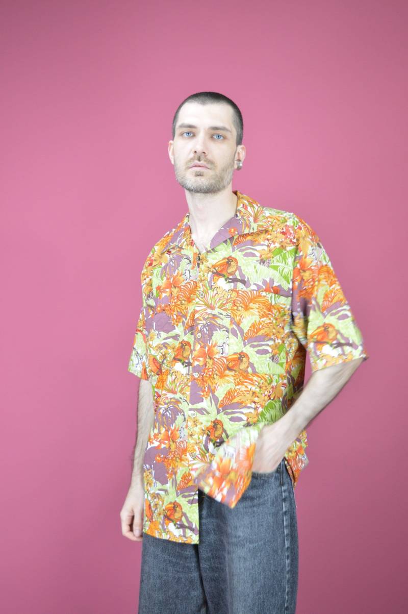 Vintage Hawaiian Festival Grafik Multicolour Shirt {K57} von HangerVintage