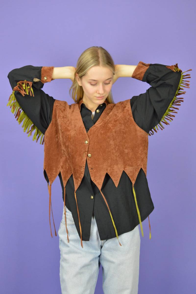 Vintage Zweifarbiges Rodeo Classic Langarmshirt {W527} Vintage Zweifarbiges Rodeo Classic Langarmshirt {W527} von HangerVintage