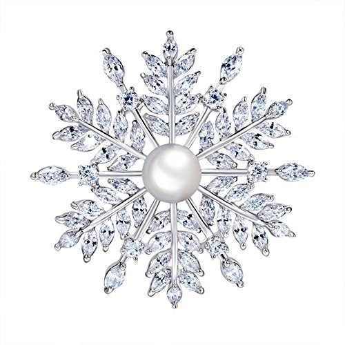 Hanie Silber Blumen Brosche Perle Anstecknadel mit Weiß Zirkonia Elemente Kristall Passt Anzug Pullover Mantel Abendkleider Hochwertig Geschenk in Winter von Hasnsofie