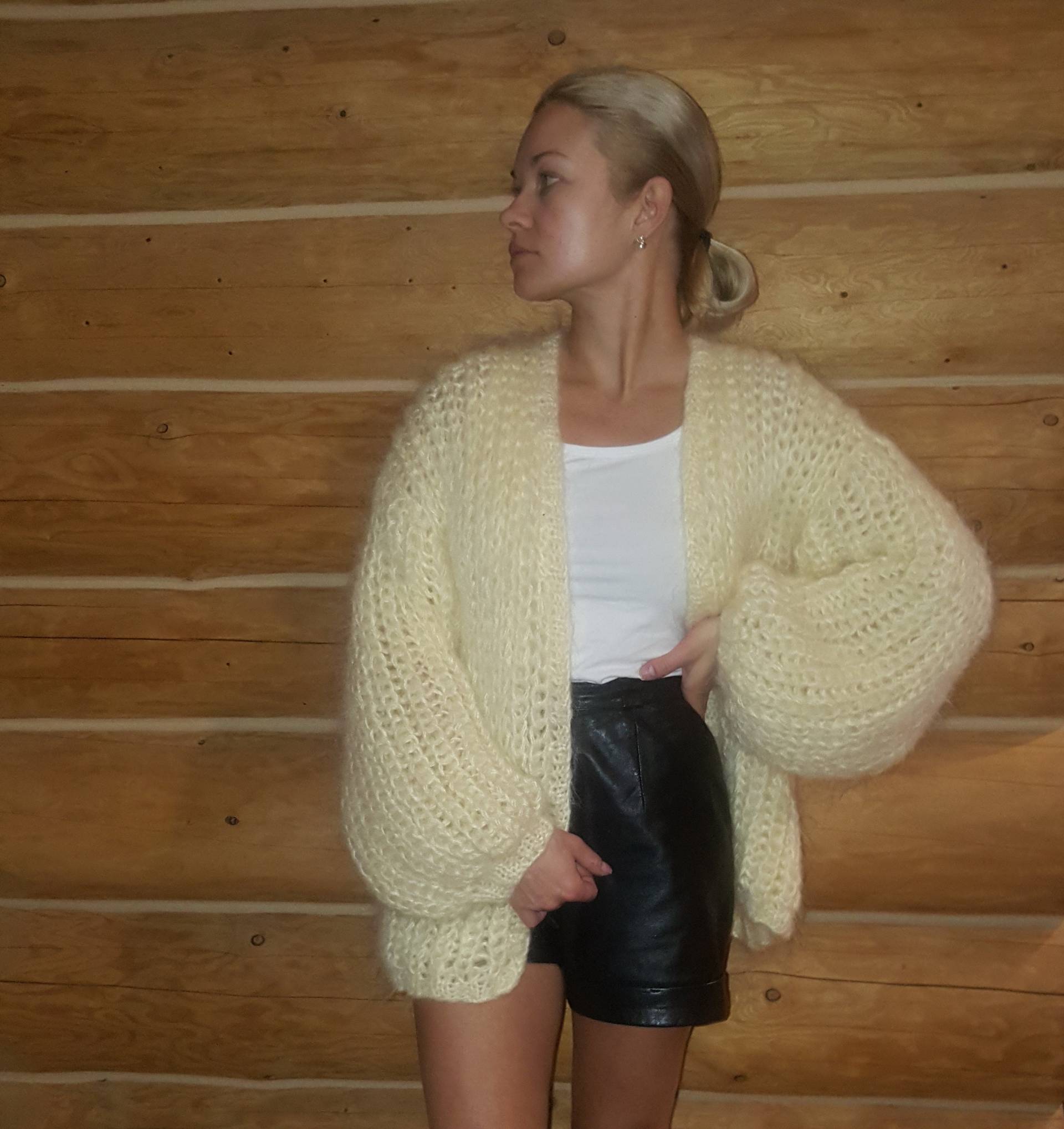 Mohair Übergroße Strickjacke, Hochzeit Weiße Mohair-Strickjacke, Flauschige Woll-Strickjacke, Grobstrick von HannaKlopovaStudio