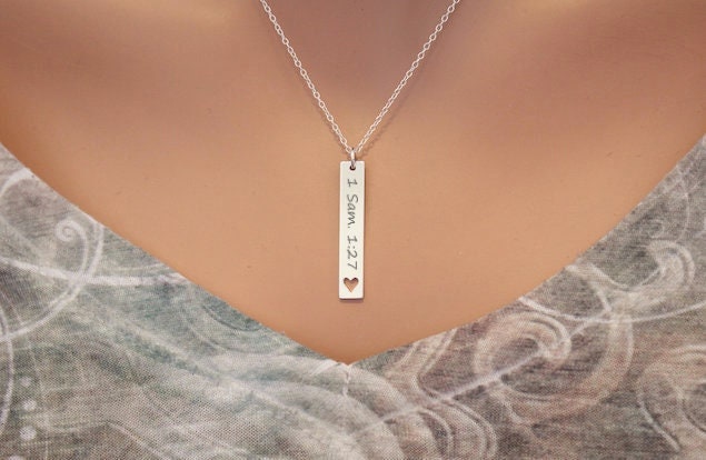 1Samuel 127 "Für Dieses Kind Habe Ich Gebetet" Charm Halskette, Personalisierte Bibel Vers Sterling Silber Adoption Halskette Mit Herz." von HannahCatherines