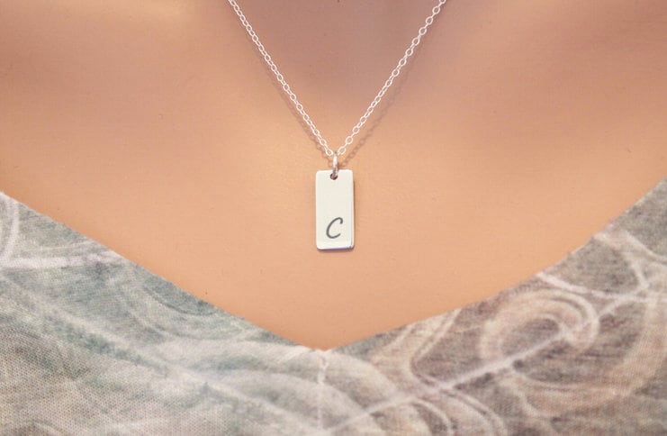sterling Silber Initial C Bar Halskette Personalisierter Anhänger Mit Gravur von HannahCatherines