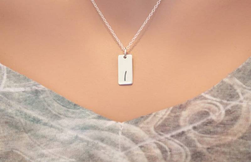 sterling Silber Initial L Bar Halskette - Personalisierter Gravierter Anhänger von HannahCatherines