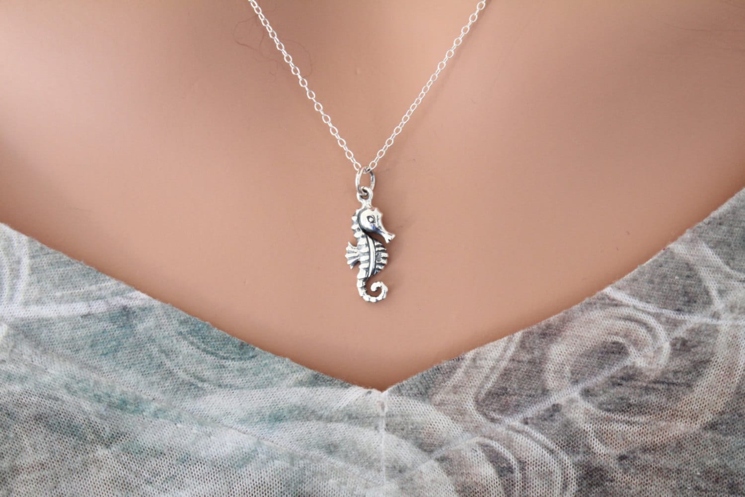 Seepferdchen Charm Halskette, Silber Ozean Tier Strand Halskette von HannahCatherines