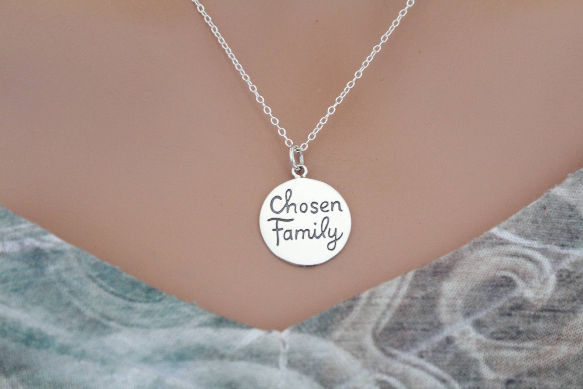 sterling Silber Auserwählte Familie Halskette - Nachricht Anhänger von HannahCatherines