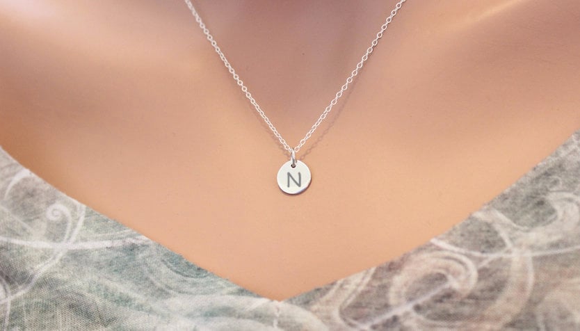sterling Silber Initial N Halskette Charm Mit Gravur von HannahCatherines
