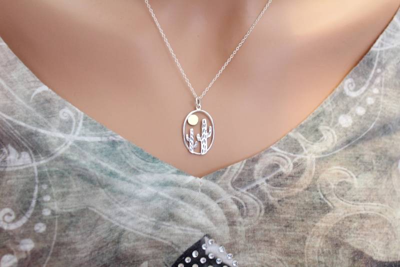 sterling Silber Kaktus Anhänger Halskette Bronze Sunne Wüsten Charm von HannahCatherines