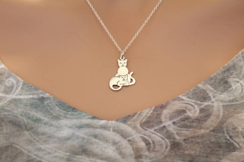 sterling Silber Mama Und Baby Katze Halskette Zwei-Schicht-Anhänger von HannahCatherines