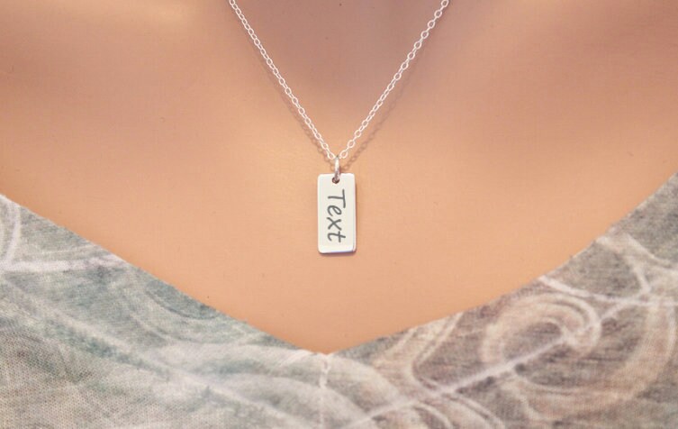sterling Silber Personalisierte Bar Halskette Personalisierter Text von HannahCatherines
