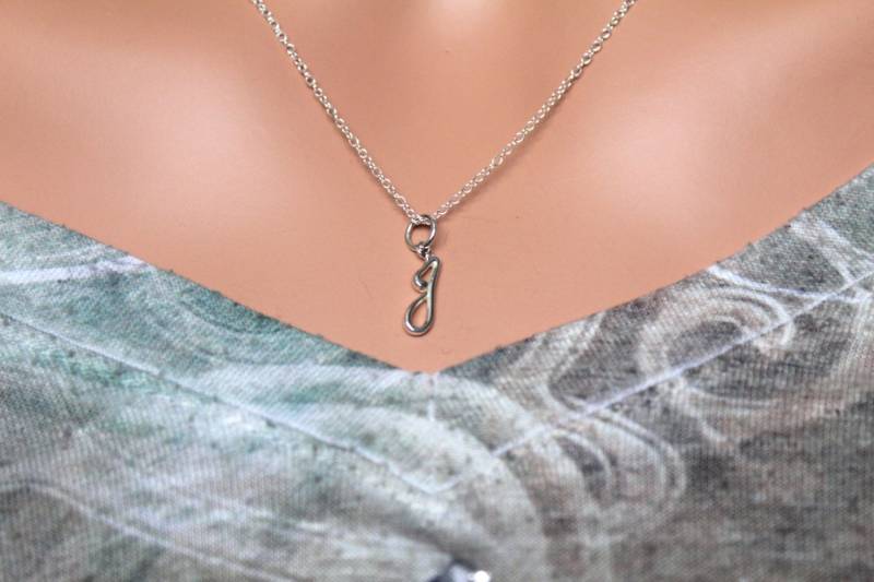 sterling Silber Schreibschrift J Initial Halskette von HannahCatherines