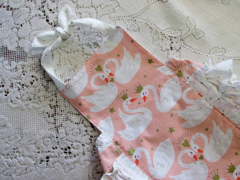 Pink & Gold Schwanenprinzessin Rüschen-strampler - Tupfen Schwan Schwäne Krone Säugling Kleinkind Kind Vintage-stil Sunsuit von HannahsHomestead2