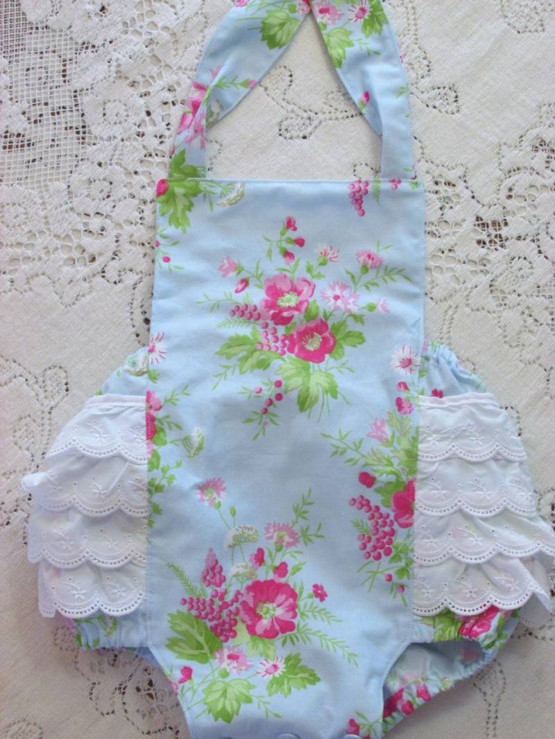 Wilde Blume Blau Gekräuselte Bubble Strampler - Baby Kleinkind Kinder Größen Sadies Dance Karte Vintage-Stil Sunsuit Foto Requisite Geschenk von HannahsHomestead2