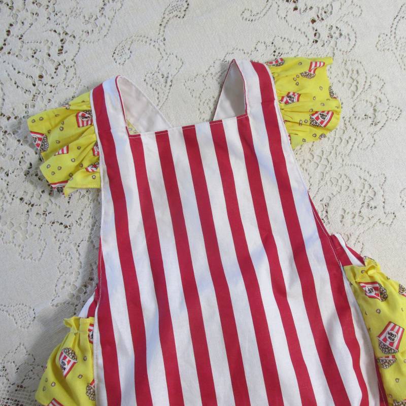 Zirkus Popcorn Rüschen Bubble Strampler - Rot & Weiß Gestreift Gelb Pop Corn Säuglings Kleinkind Kinder Größen Vintage-Stil Sunsuit von HannahsHomestead2