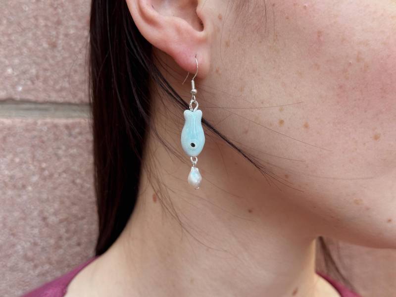 Ohrring Fisch Weiß - Hannischjewelry von HannischJewelry