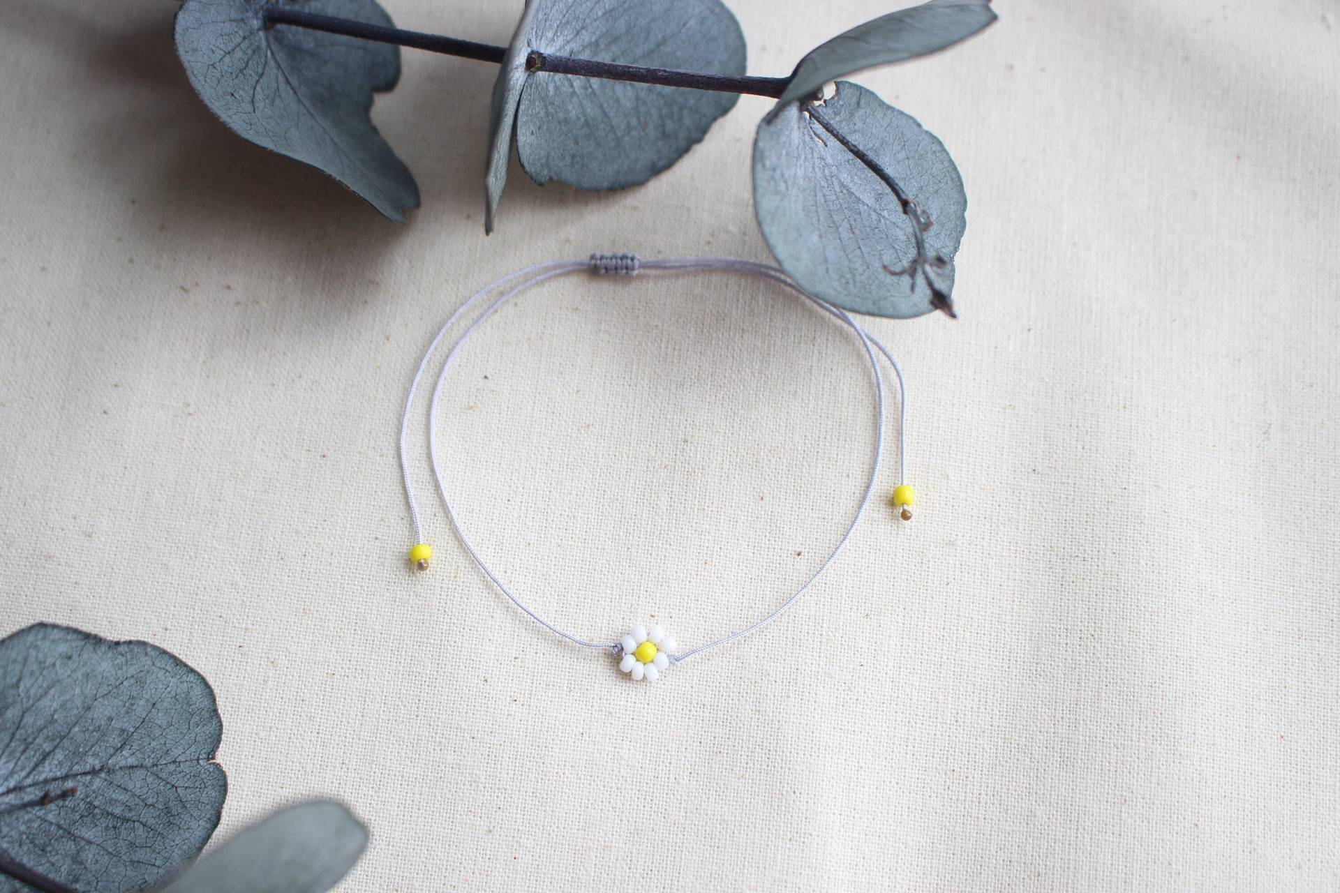 Ultra Slim Eine Kordel Gänseblümchen Gelb Weiß Perlen Armband/Fußkette - Hannischjewelry von HannischJewelry