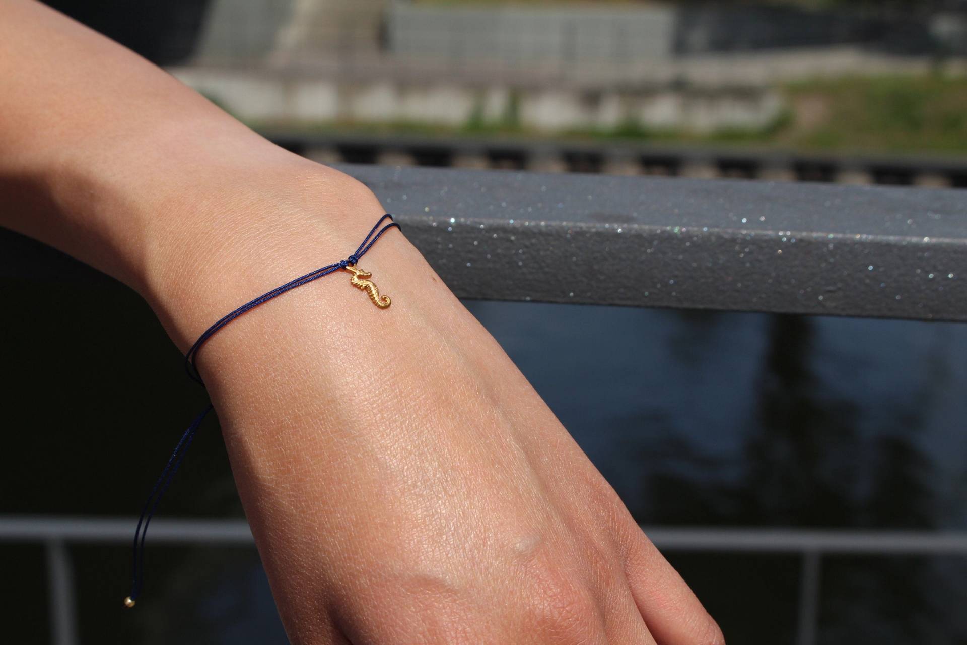 Ultra Slim Kordel Seepferdchen Gold Armband/Fußkette - Hannischjewelry von HannischJewelry