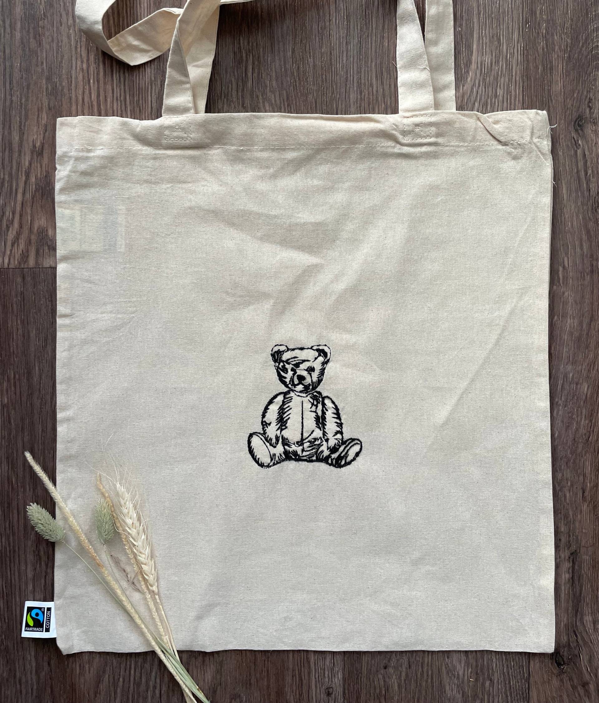 Personalisierter Jutebeutel, 100% Fairtrade-Baumwolltasche, Handbestickt, Bär, Tier, Ästhetisch, Einkaufsbeutel, Totebag, Stoff, Gift Personalisierter Jutebeutel, 100% Fairtrade-Baumwolltasche, Handbestickt, Bär, Tier, Ästhetisch, Einkaufsbeutel, Totebag, Stoff, Gift von HanseStickerei