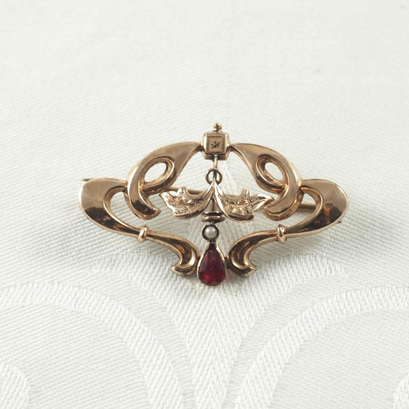 Jugendstil Herzblatt Brosche, Gold Filled, Rubintropfen/Kunstperlen, Deutschland 1900 von HanseaticJewels