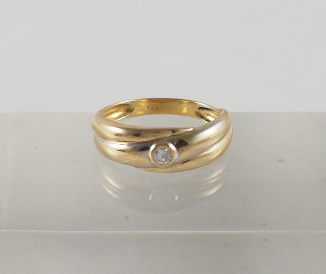 Vintage 8K Gold Und Solitär Diamant Bandring, 333 Gold, 0, 05 Karat, Ringgröße Usa 6, 8, Uk N, Germany 54, 1970Er Jahre von HanseaticJewels