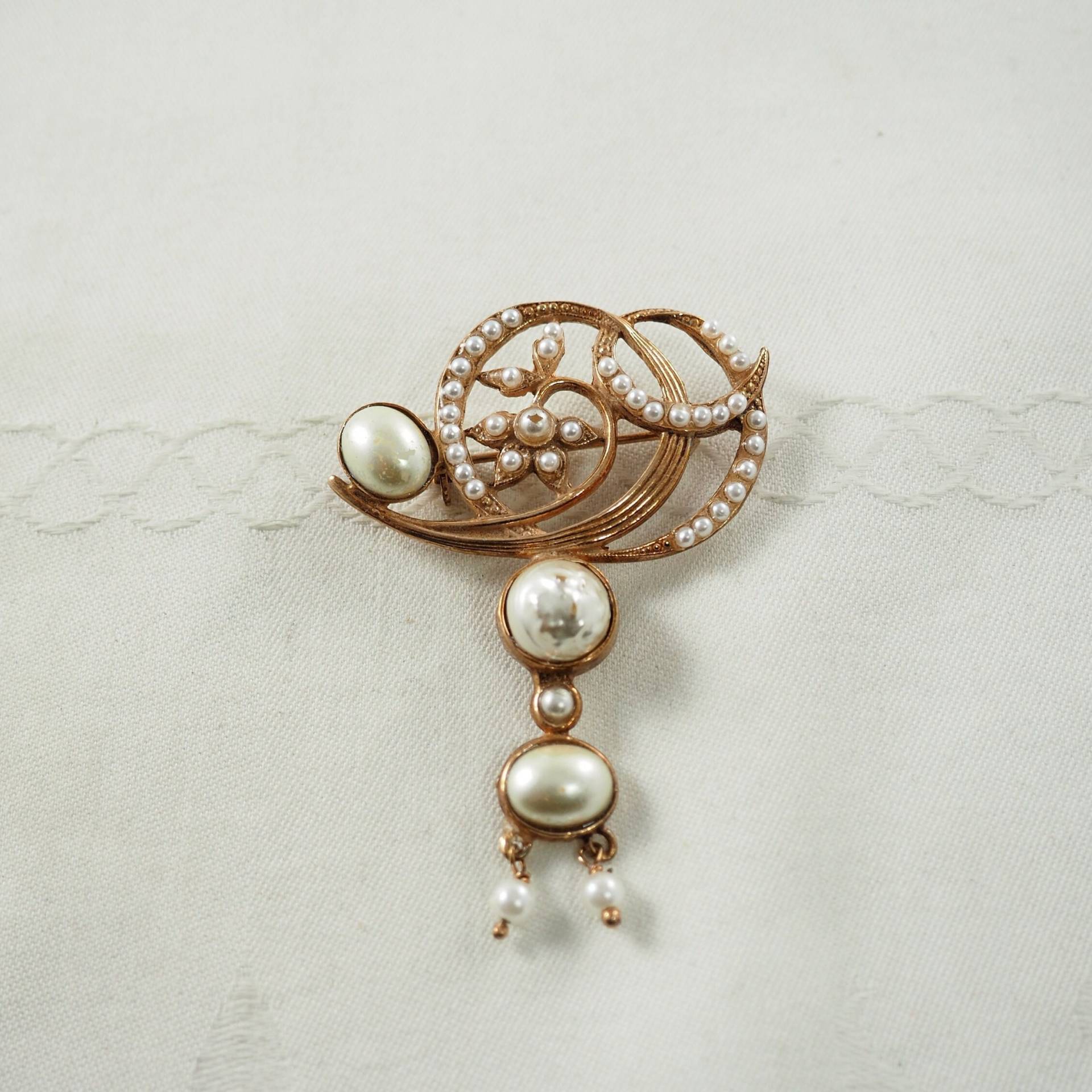 Vintage Vermeil Faux Perlen Brosche Jugendstil Sterling Silber, Arezzo Italien von HanseaticJewels