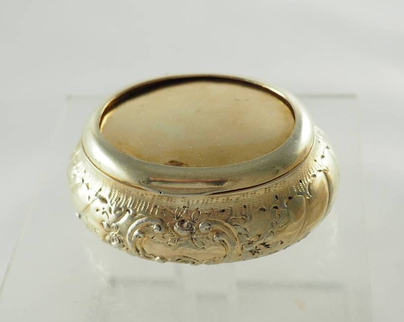 Antike Rokoko Schnupftabakdose Neresheimer Hanau, Um 1910 Antike Rokoko Schnupftabakdose Neresheimer Hanau, Um 1910 von HanseaticAntiques