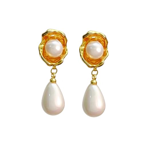 Vergoldete Vintage Palast Wassertropfen Imitation Perlen Ohrringe Hypoallergener Edelstahl Zierlicher Schmuck von Hao Wu Xuan