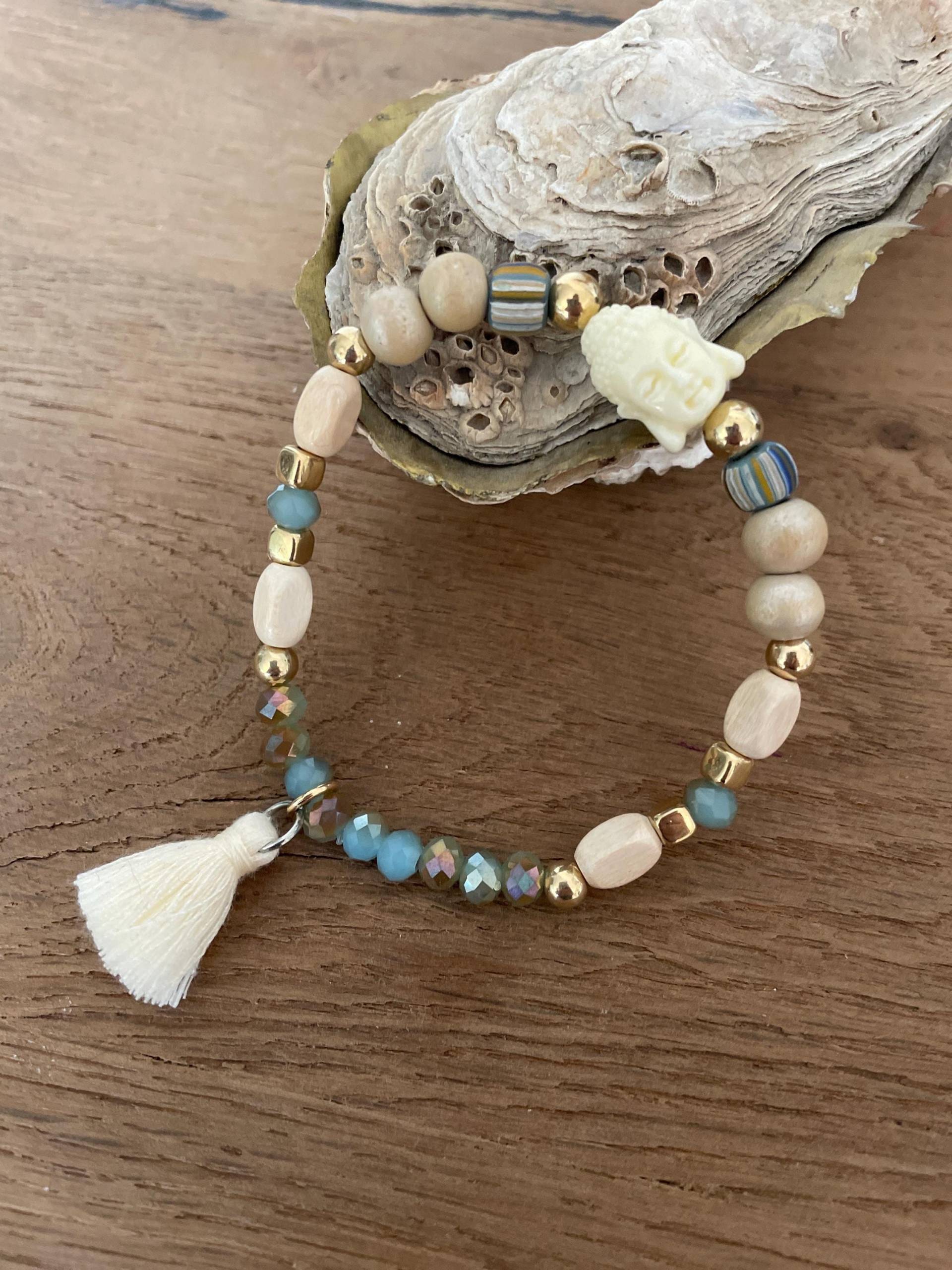 Buddha-Armband Gold Creme Blau Ibiza Hippie Quasten Troddel Boho Buddha-Armband Gold Creme Blau Ibiza Hippie Quasten Troddel Boho von HappieNettie
