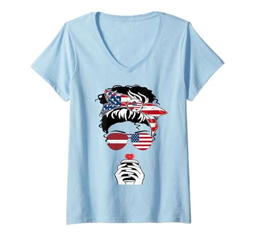 Damen Lettische amerikanische Kaffeetasse Mama Mädchen Schwester Tante Lettland US-Flagge T-Shirt mit V-Ausschnitt Damen Lettische amerikanische Kaffeetasse Mama Mädchen Schwester Tante Lettland US-Flagge T-Shirt mit V-Ausschnitt von Happy Latvia America Day Latvian American Pride
