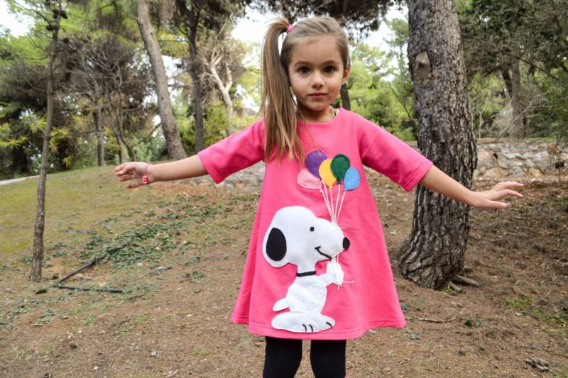 Snoopy Shirt Applikation Mit Luftballons Rosa Kleid Handgemachtes Kleinkindkleid Frühlingskleid Glückliche Kleidung Gefilzte Applikationskleidung von HappyButtonStore